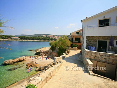 Apartmány Paško - apartmán A4 pro 6-7 osob, 1. poschodí